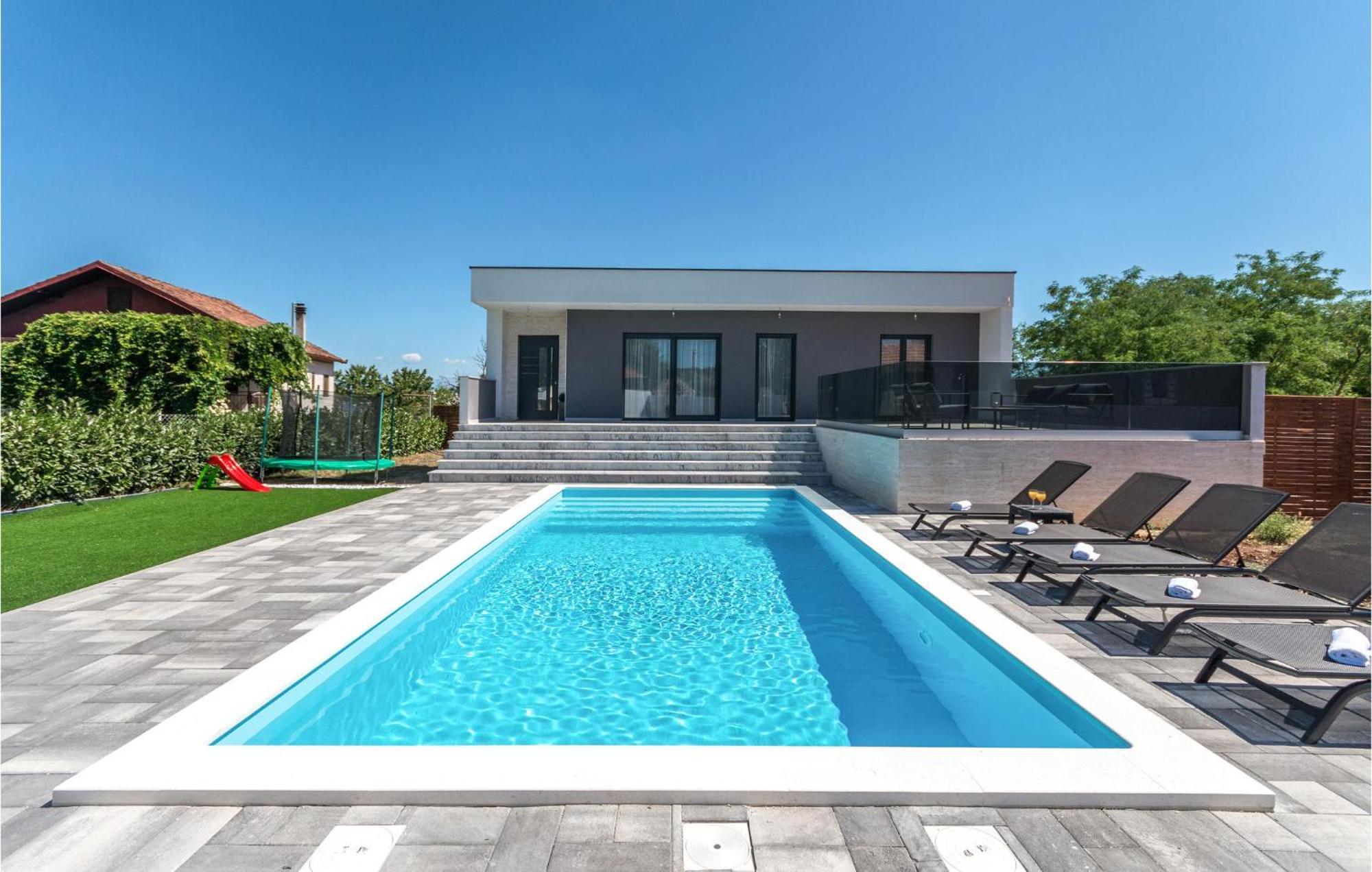 3 Bedroom Beautiful Home In Rastane Donje Donje Rastane エクステリア 写真