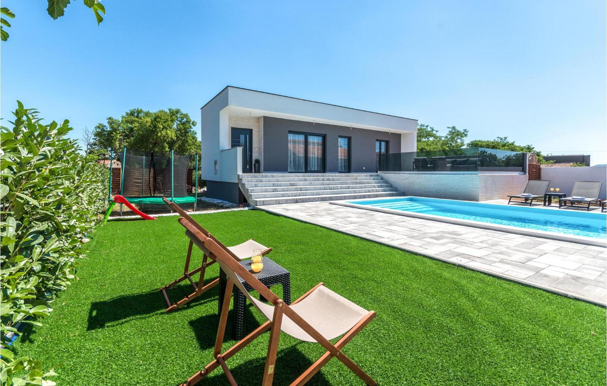 3 Bedroom Beautiful Home In Rastane Donje Donje Rastane エクステリア 写真