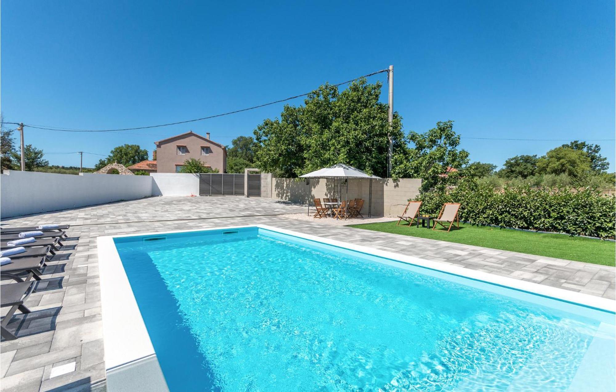 3 Bedroom Beautiful Home In Rastane Donje Donje Rastane エクステリア 写真